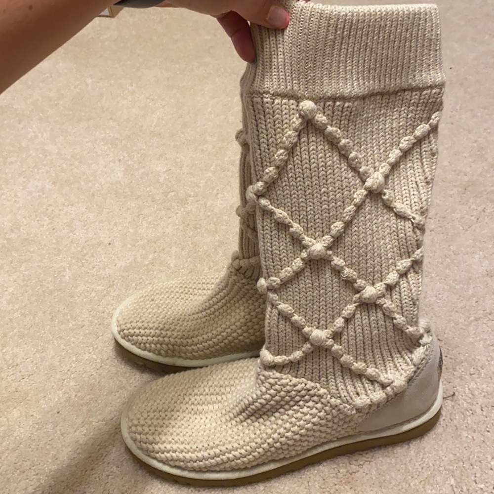 Ugg sweater boots